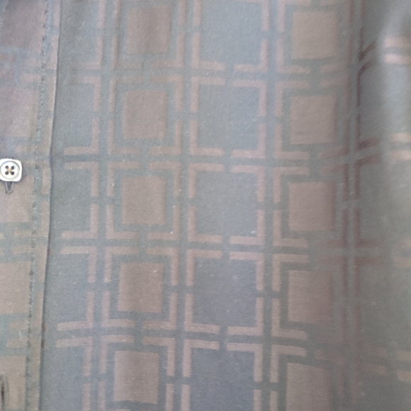 Begatchi button down - Picture 3 of 3